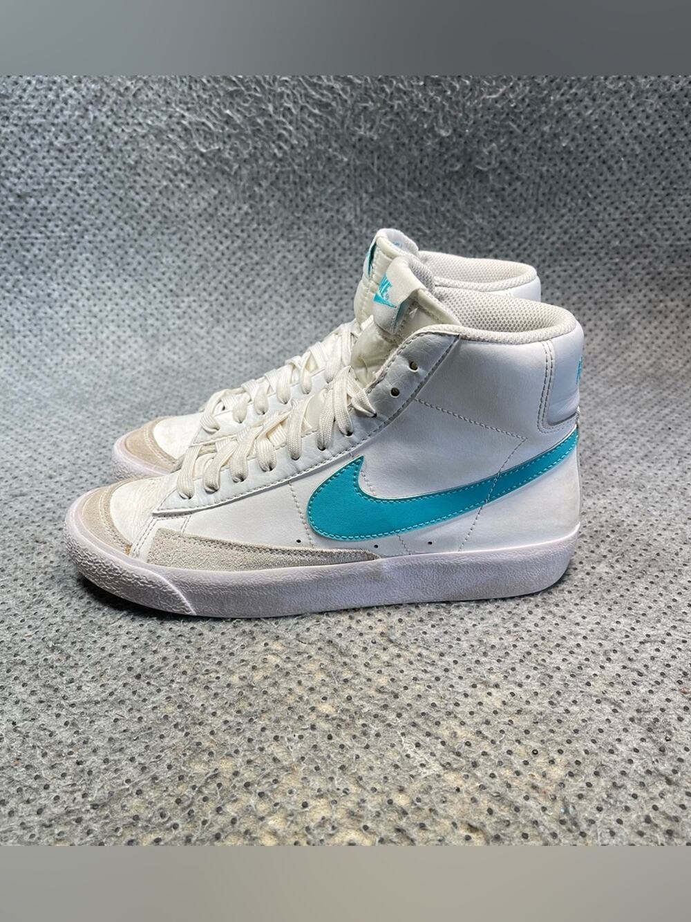 Nike Blazer Mid 77’ Vintage Shoes Size 7 Women’s 5.5 Men’s